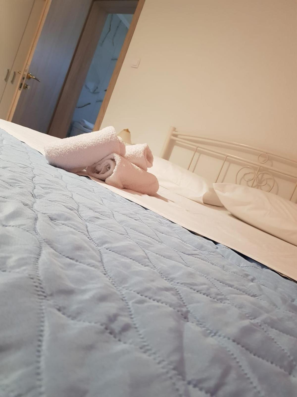 קראמוטי Amaya Pine Rooms מראה חיצוני תמונה