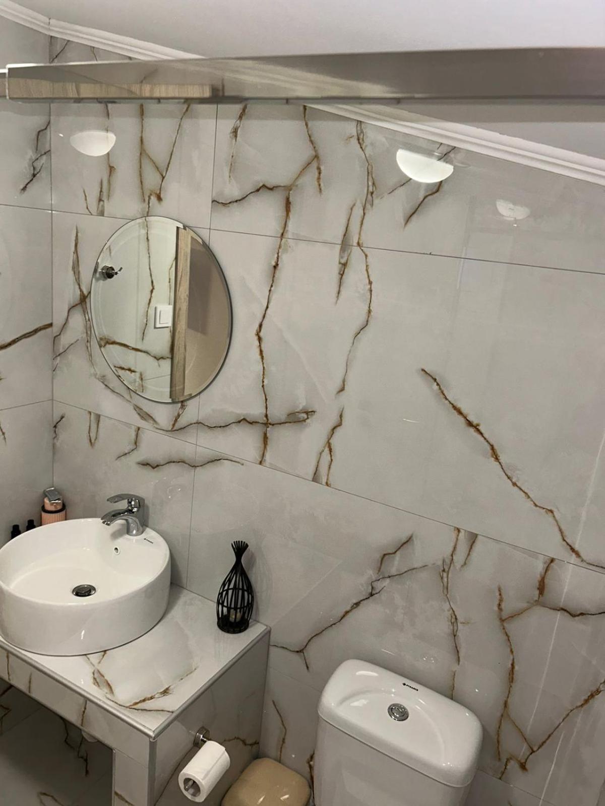 קראמוטי Amaya Pine Rooms מראה חיצוני תמונה