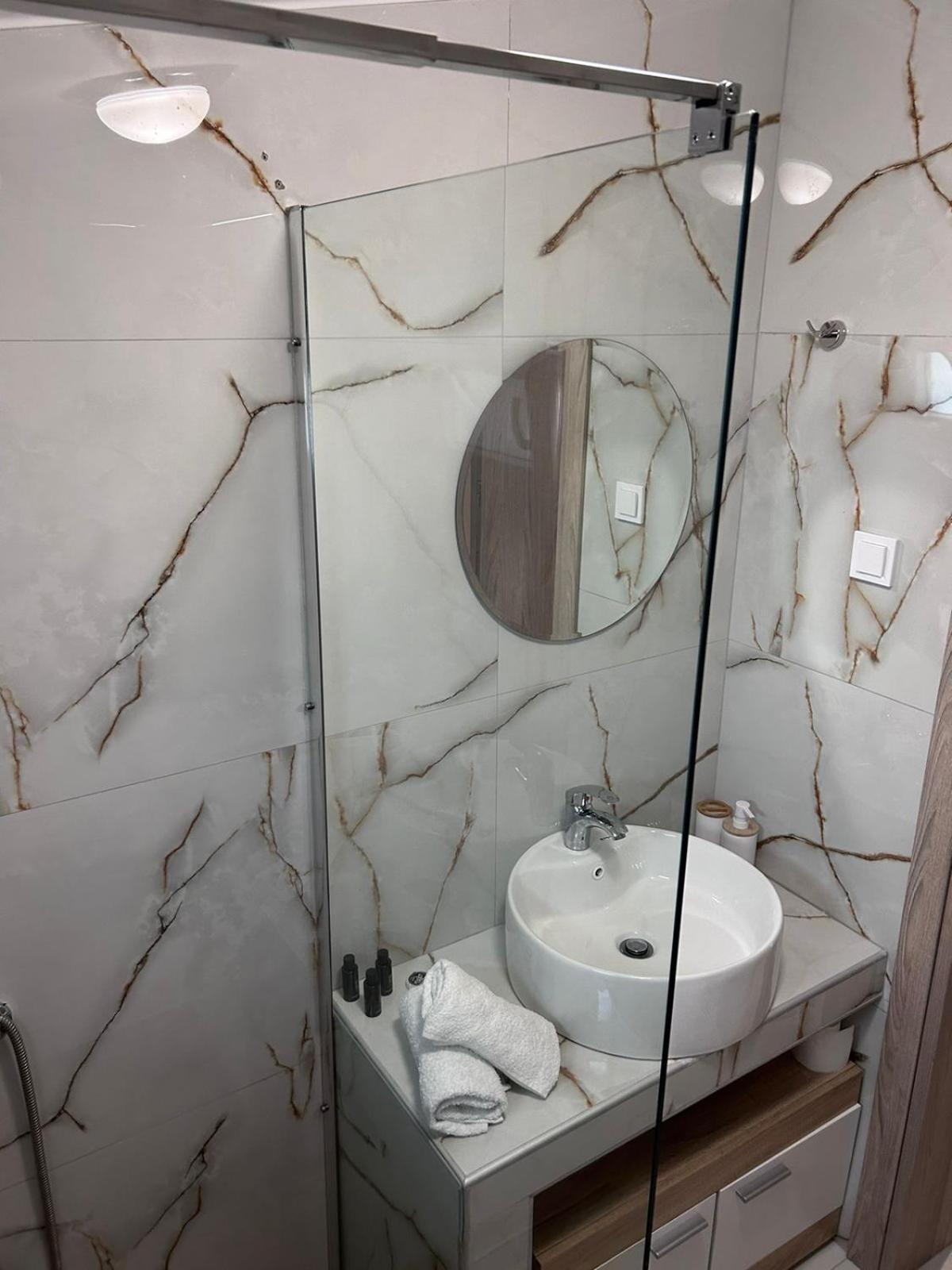 קראמוטי Amaya Pine Rooms מראה חיצוני תמונה