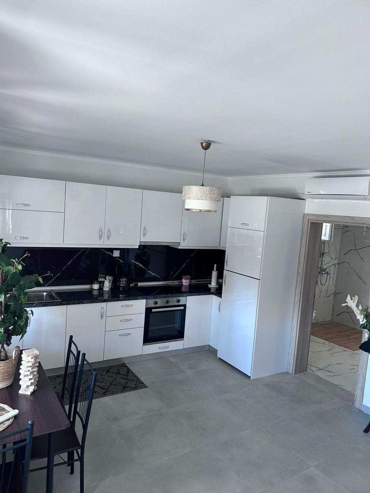 קראמוטי Amaya Pine Rooms מראה חיצוני תמונה