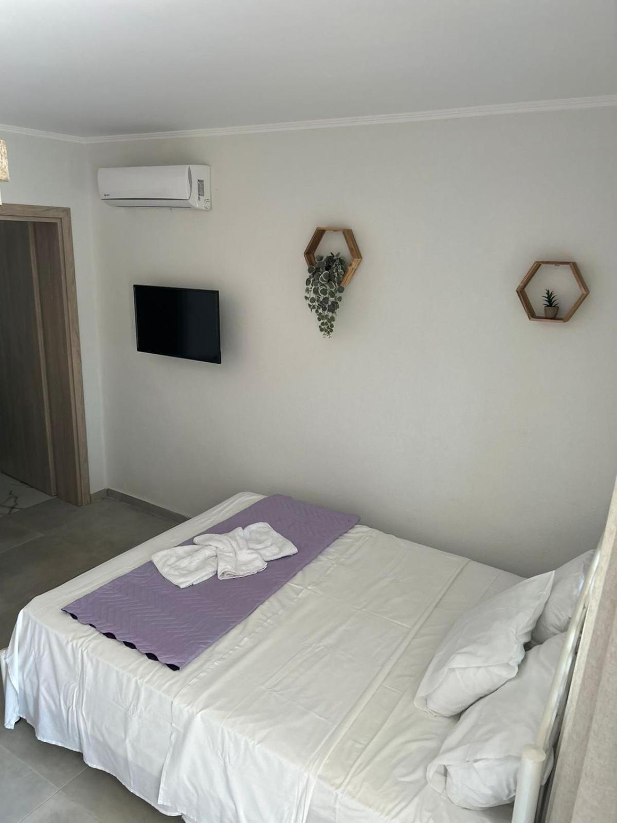 קראמוטי Amaya Pine Rooms מראה חיצוני תמונה